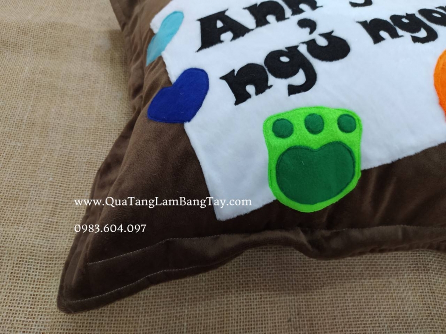 gối handmade anh yêu ngủ ngon